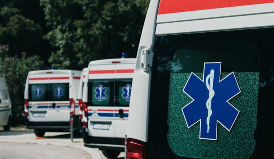 瓜州救护车转运病人过路高速收费吗?